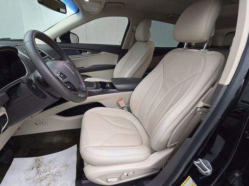 Used 2018 Lincoln MKX Select w/ Select Plus Package image 12