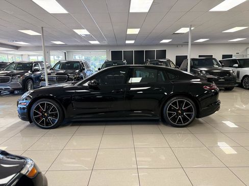 Used 2018 Porsche Panamera 4S w/ Premium Package Plus AWD/4WD image 4