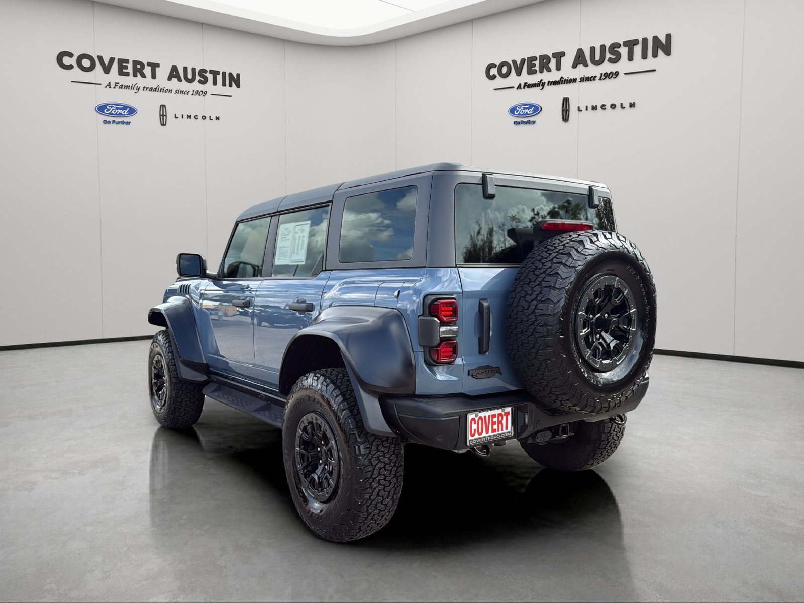 Used 2023 Ford Bronco Raptor AWD/4WD image 3