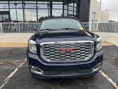Used 2019 GMC Yukon Denali w/ Open Road Package AWD/4WD image 2