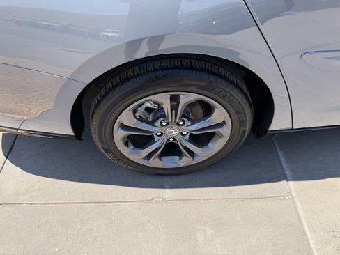 Used 2023 Honda Accord EX-L image 15