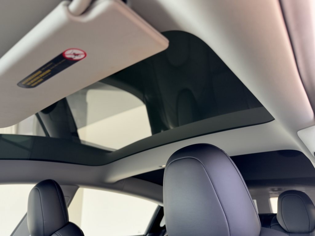 Used 2022 Tesla Model 3 RWD image 25