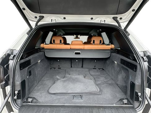 Used 2023 BMW X5 xDrive40i w/ Parking Assistance Package image 28