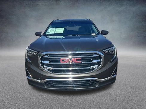 Used 2019 GMC Terrain SLT w/ Preferred Package FWD image 9