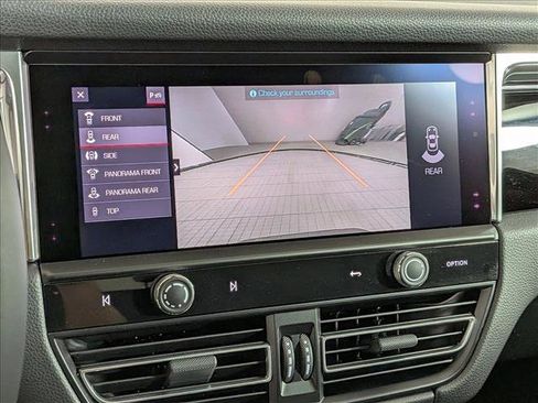 New 2025 Porsche Macan image 19