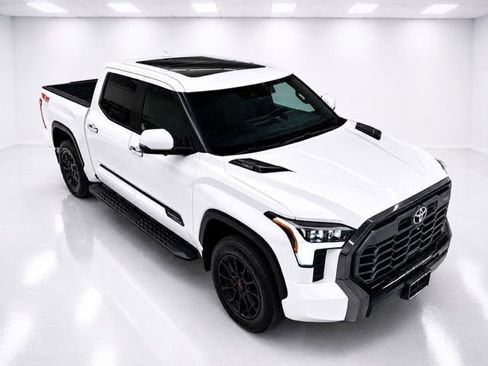 Used 2024 Toyota Tundra Platinum w/ TRD Off-Road Package AWD/4WD image 2