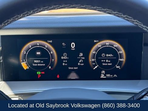 Used 2025 Volkswagen Tiguan SE image 37