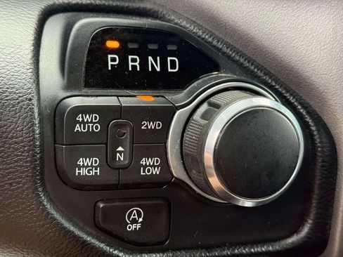 Used 2020 RAM 1500 Big Horn AWD/4WD image 20