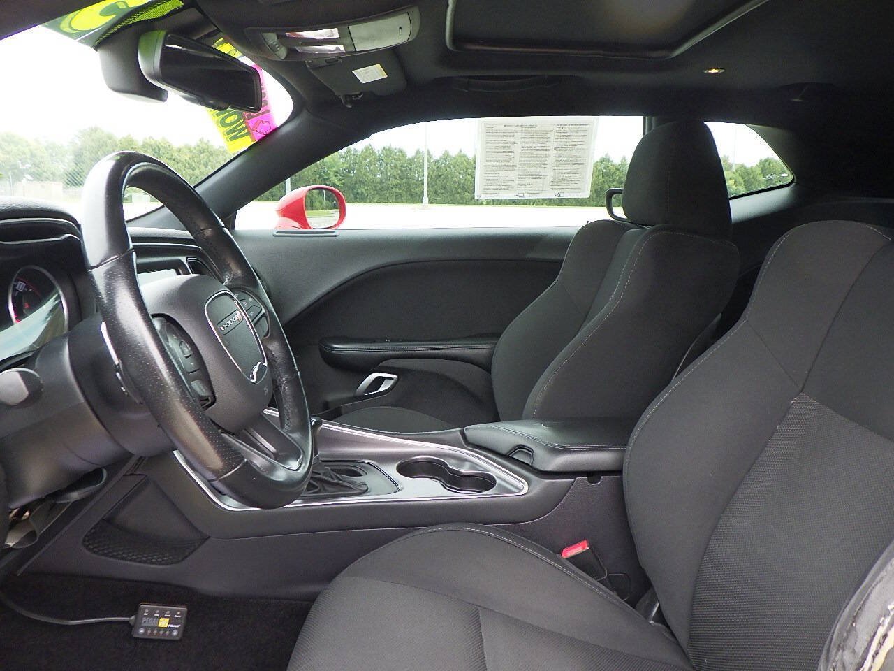 Used 2016 Dodge Challenger R/T RWD image 10