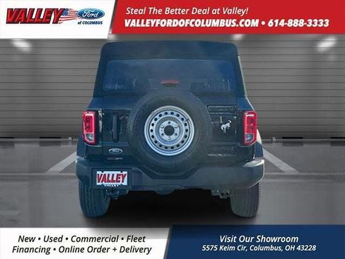 New 2025 Ford Bronco Base image 5