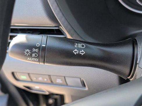 New 2025 Nissan Sentra SV image 23