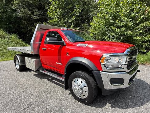 Used 2019 RAM 5500 Tradesman AWD/4WD image 4