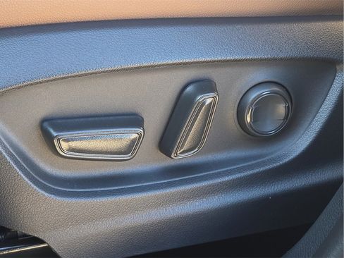 New 2026 Toyota Corolla Cross XLE image 19