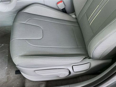 New 2026 Hyundai Elantra Sport FWD image 18