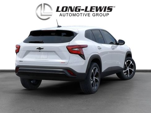 New 2026 Chevrolet Trax RS FWD image 4