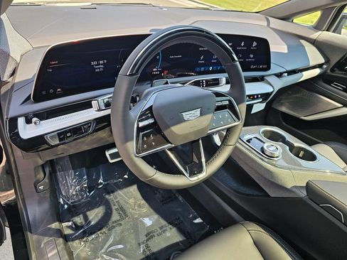 New 2026 Cadillac Optiq Sport 1 AWD/4WD image 19