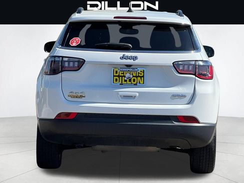 Used 2024 Jeep Compass Latitude AWD/4WD image 5