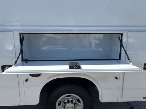 New 2025 Chevrolet Express 3500 w/ Power Convenience Package RWD image 10