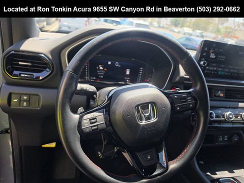Used 2025 Honda Pilot Black Edition image 10