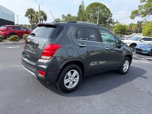 Used 2020 Chevrolet Trax LT AWD/4WD image 6