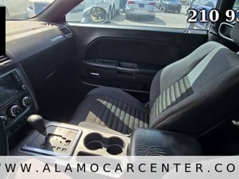 Used 2014 Dodge Challenger SXT RWD image 24