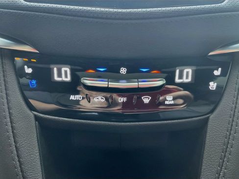 Used 2024 Cadillac XT5 Premium Luxury FWD image 16