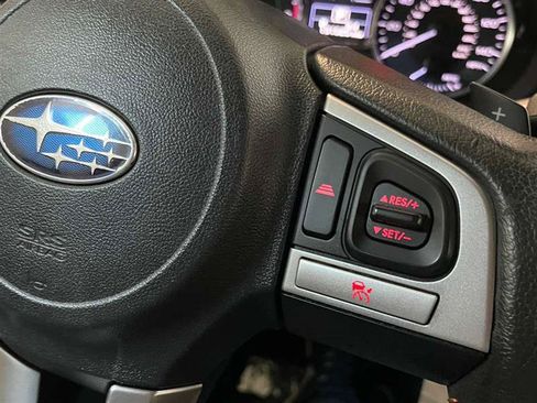 Used 2017 Subaru Crosstrek 2.0i Premium AWD/4WD image 13