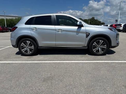 Used 2020 Mitsubishi Outlander Sport ES FWD image 6
