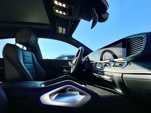 Used 2025 Mercedes-Benz GLE 450 GLE 450 image 16