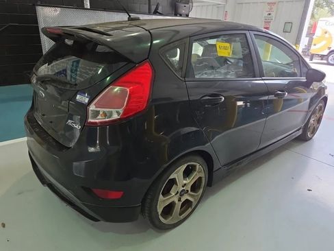 Used 2016 Ford Fiesta ST FWD image 3