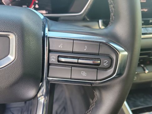 Used 2023 GMC Canyon Elevation w/ Elevation Premium Package AWD/4WD image 21