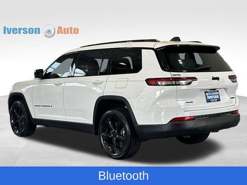 Used 2023 Jeep Grand Cherokee L Limited w/ Black Appearance Package AWD/4WD image 7