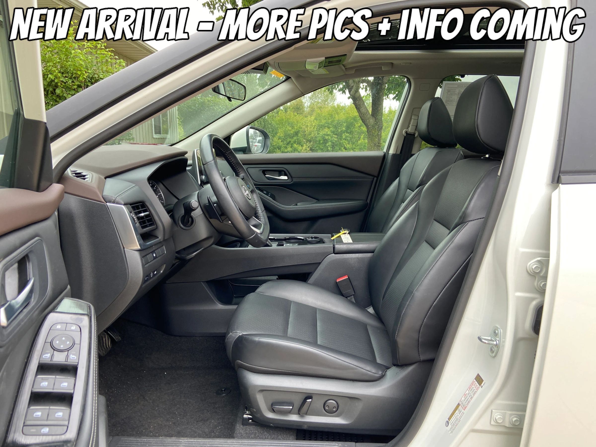 Used 2023 Nissan Rogue SV w/ SV Premium B Package AWD/4WD image 3
