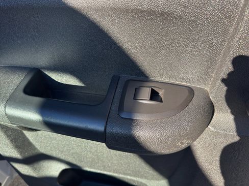 Used 2011 GMC Sierra 1500 SL image 25