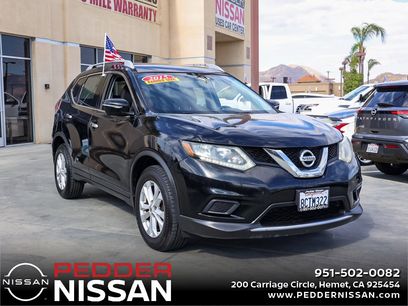 Used 2015 Nissan Rogue SV w/ SV Premium Package
