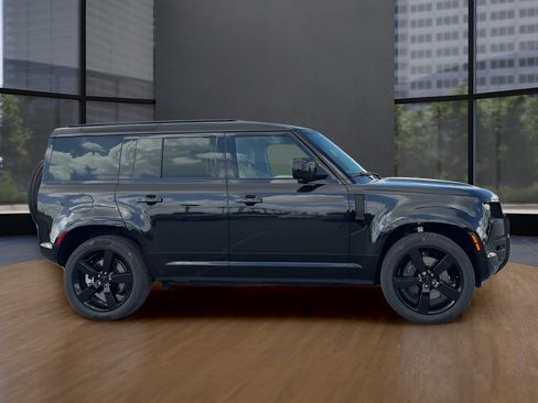 New 2026 Land Rover Defender 110 X-Dynamic SE AWD/4WD image 4