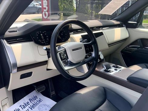 Used 2023 Land Rover Range Rover SE AWD/4WD image 17