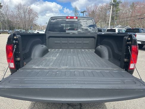 Used 2018 RAM 2500 Big Horn w/ Sport Appearance Group AWD/4WD image 31