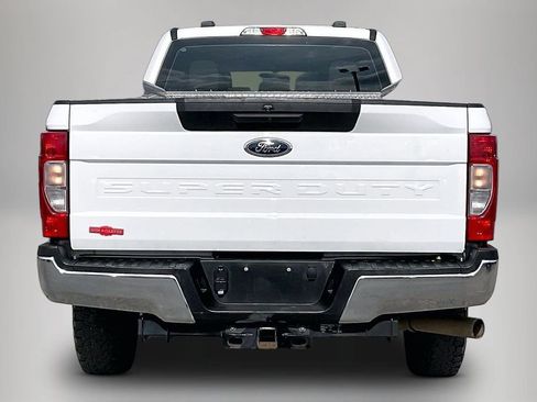 Used 2022 Ford F250 XL w/ Power Equipment Group image 6