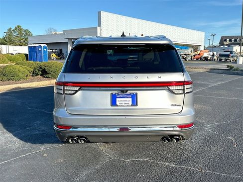 Used 2022 Lincoln Aviator Reserve w/ Elements Package Plus image 15