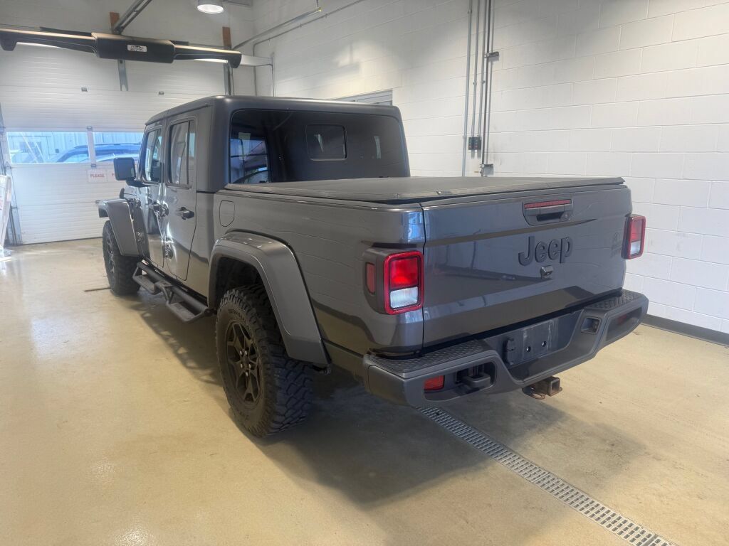 Used 2021 Jeep Gladiator Sport AWD/4WD image 3