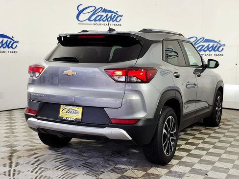Used 2025 Chevrolet TrailBlazer LT FWD image 6