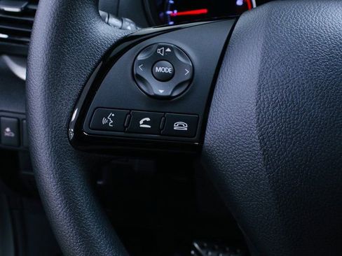 Used 2024 Mitsubishi Eclipse Cross Black Edition image 10