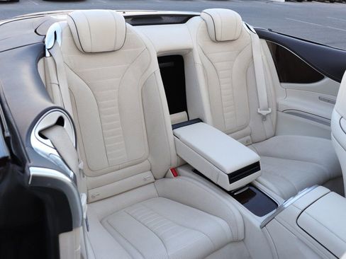 Used 2017 Mercedes-Benz S 550 Cabriolet image 40