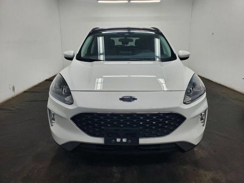 Used 2022 Ford Escape SEL w/ Technology Package image 2