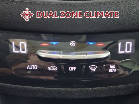 Used 2017 Cadillac XT5 Luxury AWD/4WD image 25