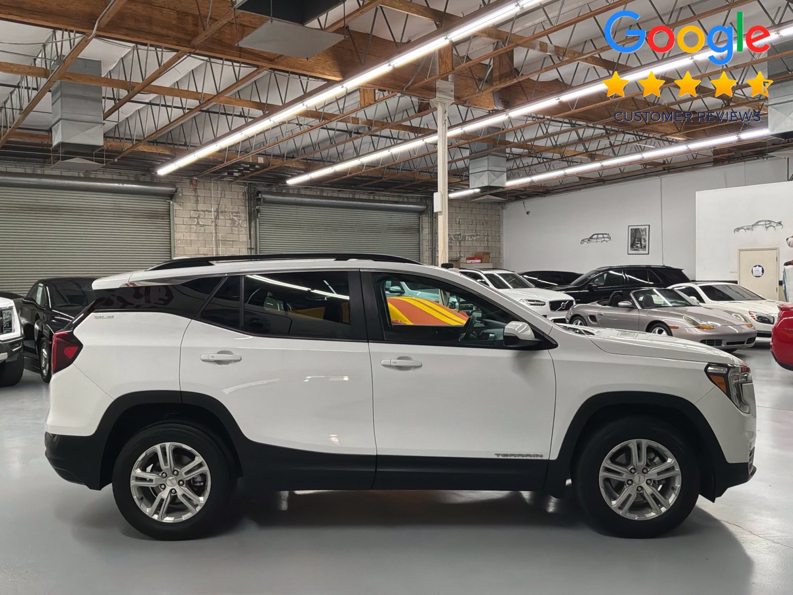 Used 2023 GMC Terrain SLE w/ Driver Convenience Package AWD/4WD image 4