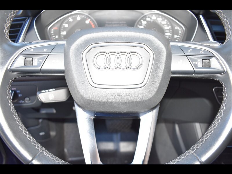 Used 2022 Audi Q5 2.0T Premium AWD/4WD image 14