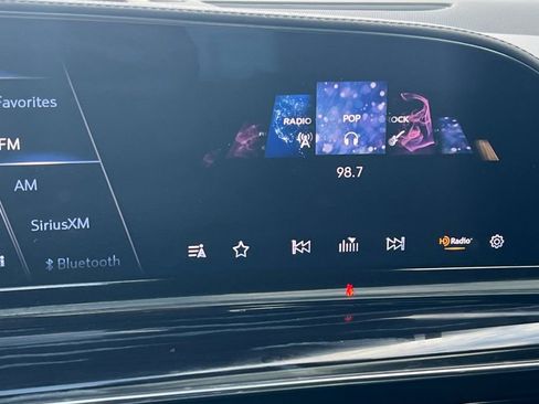 Used 2023 Cadillac Escalade Sport AWD/4WD image 19