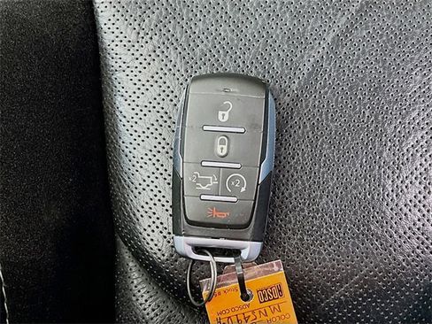 Used 2021 RAM 1500 Laramie w/ Night Edition image 12